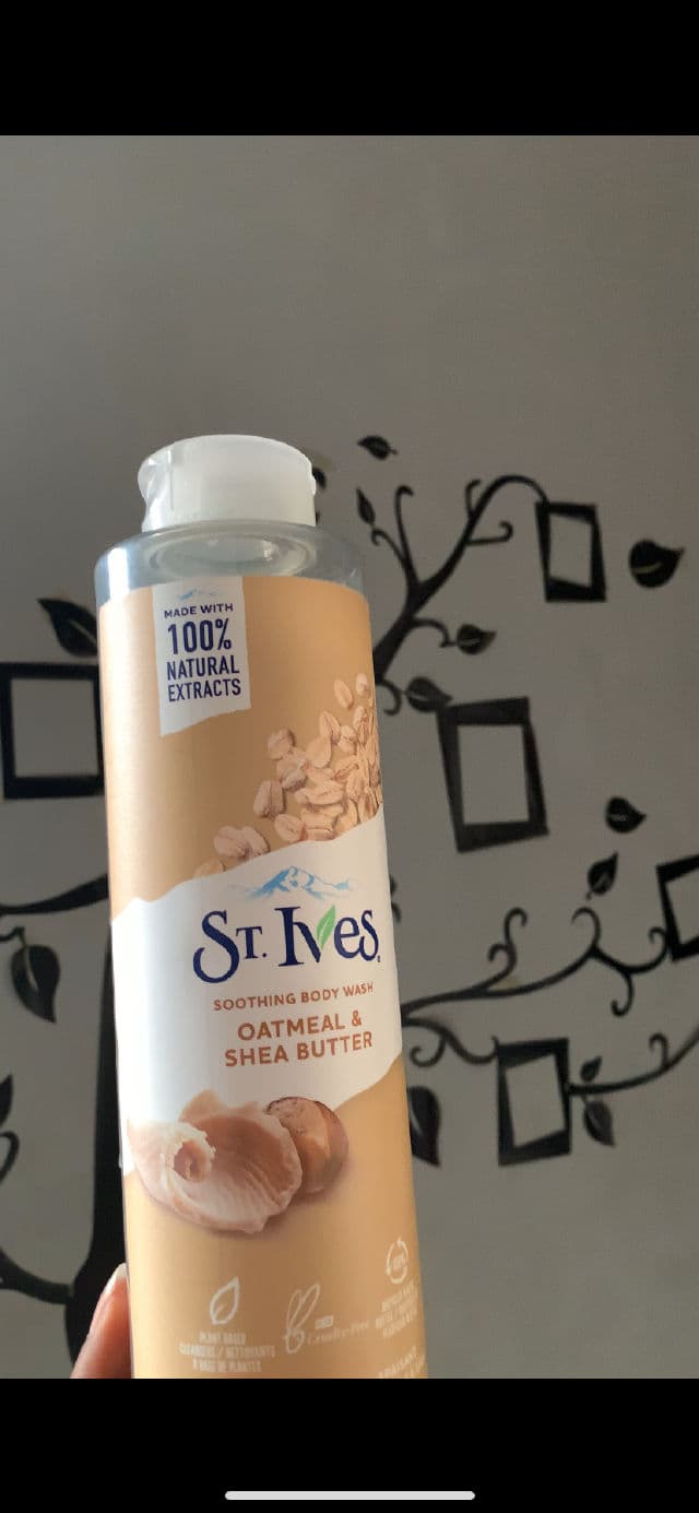 St. Ives Oatmeal & Shea Butter Body Wash review photo by gbadetomi