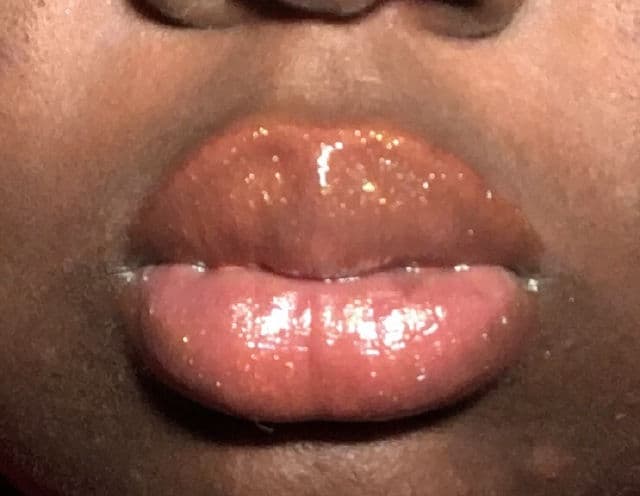 Oulac Cosmetics Illuminate review photo by Vanessai