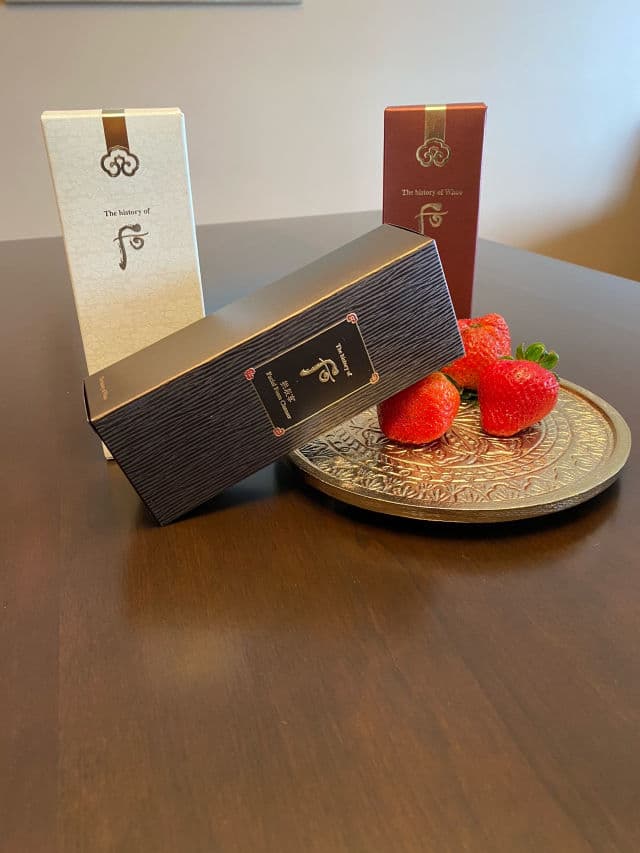 The History of Whoo Gongjinhyang Facial Foam Cleanser review photo by skincareinsider