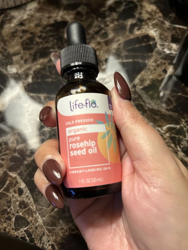 Life-flo Pure Rosehip Seed Oil review photo by Olivebeautyreviews
