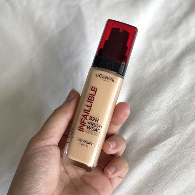 L'Oreal Paris Infallible 32H Freshwear Foundation SPF 25 review photo by neffy