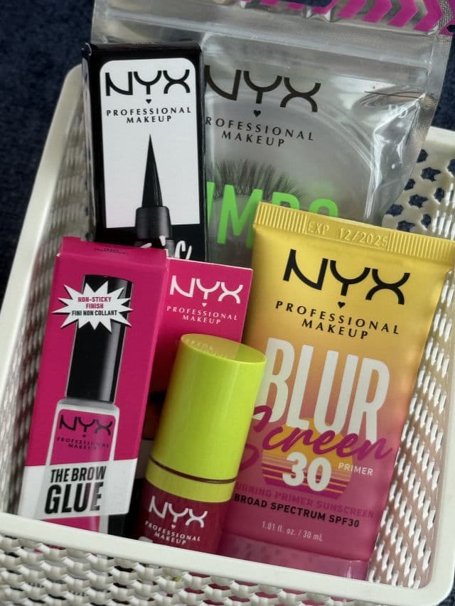 Nyx Cosmetics Jumbo Lash review photo by MishellysBelk