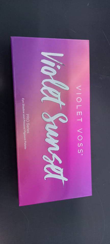 Violet Voss Violet Sunset Make Up Palette review photo by SleepingSun