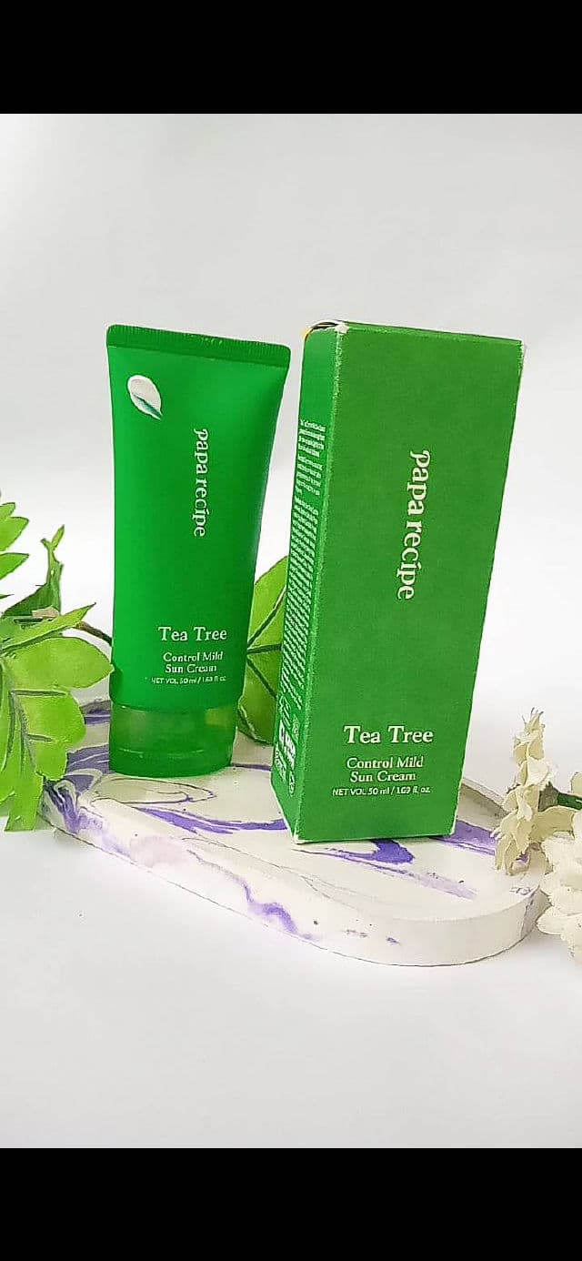 PAPA RECIPE Tea Tree Control Mild Sun Cream SPF50+/PA++++ review photo by Unaizah
