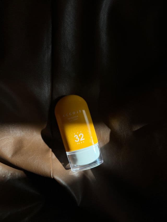 Accoje Protective Sun Lotion SPF32 PA++ review photo by Noorlab