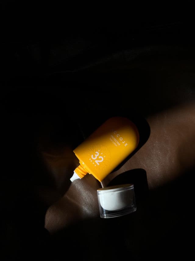 Accoje Protective Sun Lotion SPF32 PA++ review photo by Noorlab