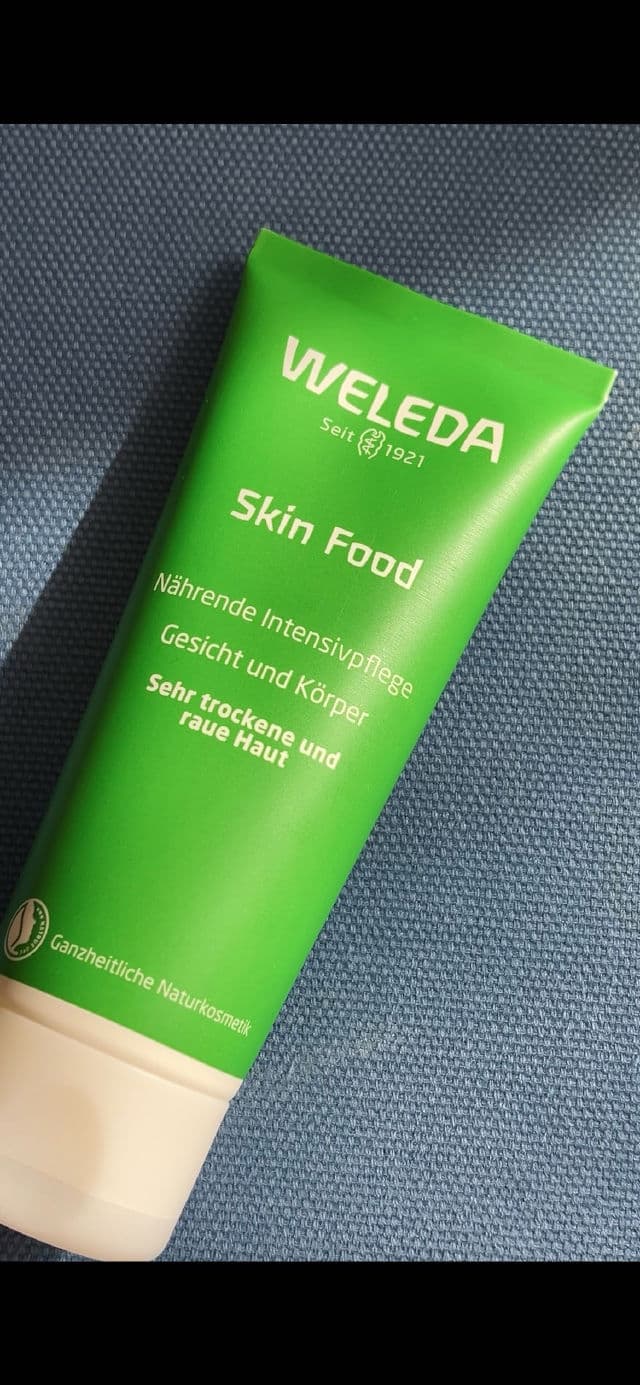Weleda Skin Food Original Ultra-Rich Cream review photo by Noorlab