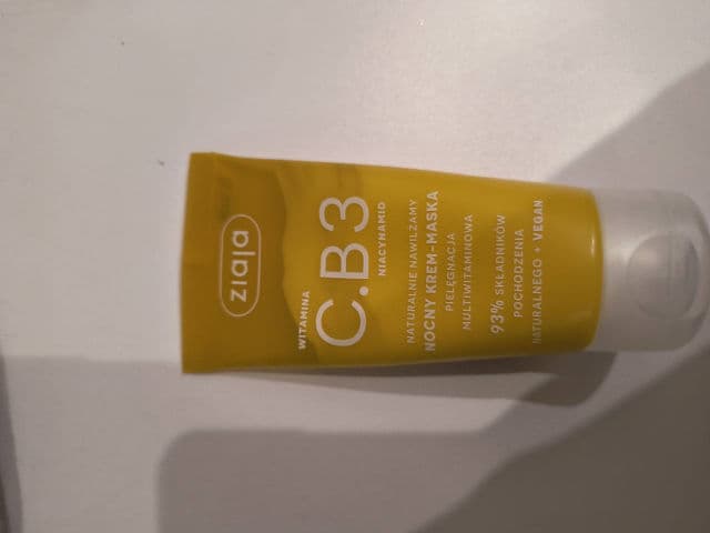 Ziaja Vitamin C. B3 Niacinamide Night Cream review photo by julkavgrande