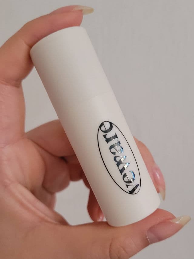 Veware Vegan Signature Lip Balm review photo by kittz