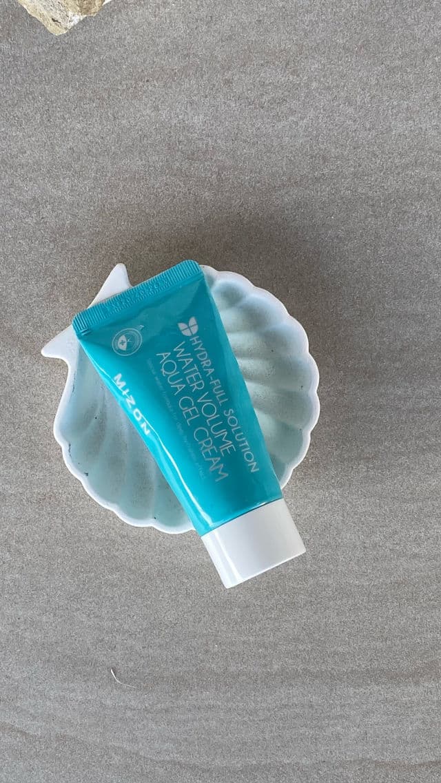 Mizon Water Volume Aqua Gel Cream review photo by KetKeres