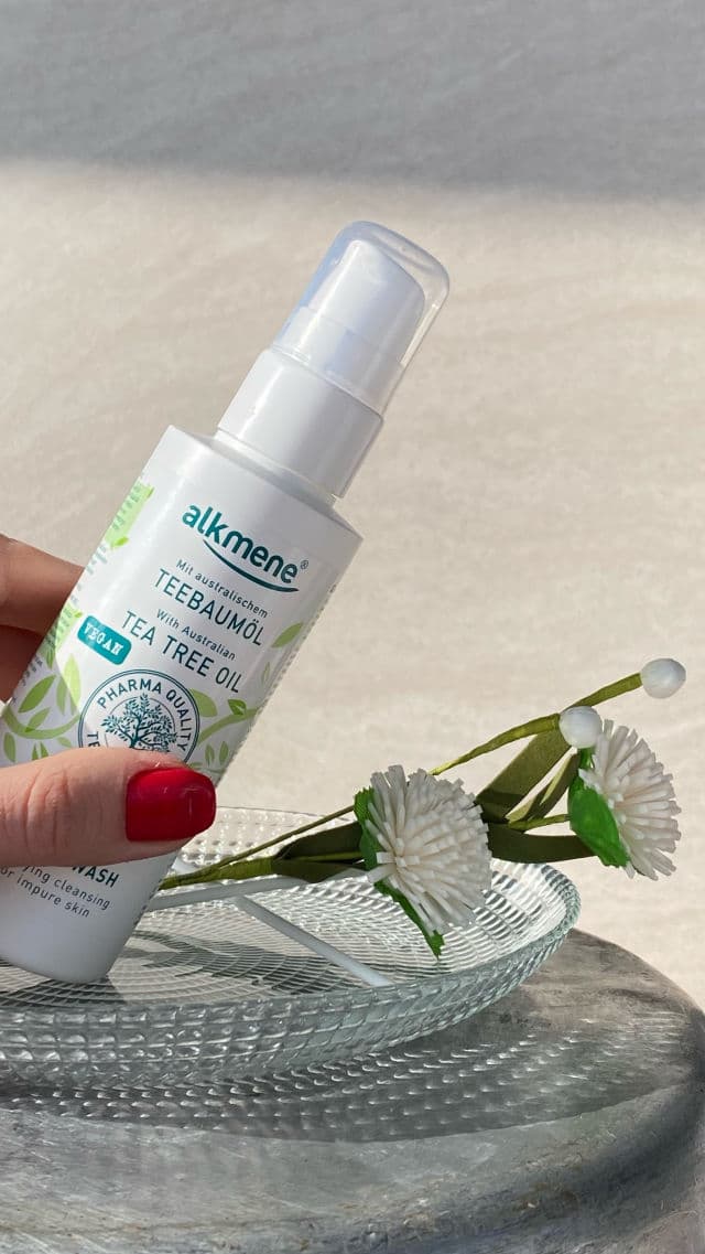 Alkmene Tee Tree Oil Facial Wash review photo by KetKeres