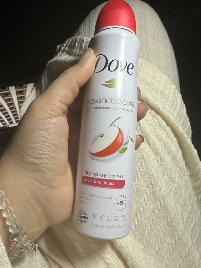 Dove Advanced Care GoFresh Apple & White Tea Antiperspirant Deodorant Aerosol review photo by Kanona