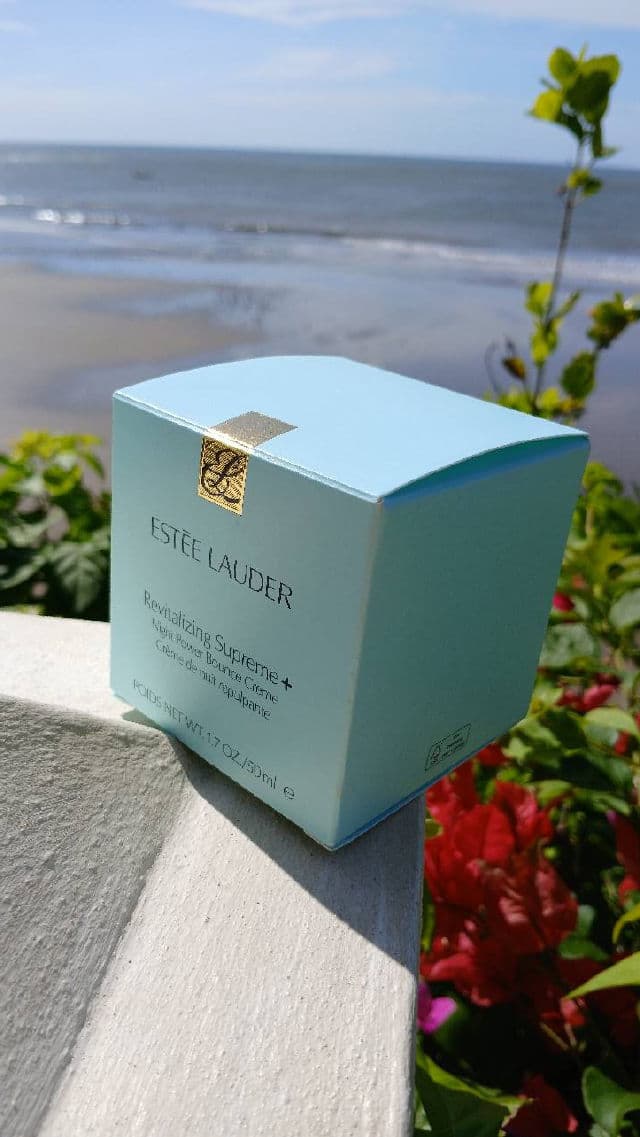 Estee Lauder Revitalizing Supreme+ Night Intensive Restorative Creme review photo by tatiross89