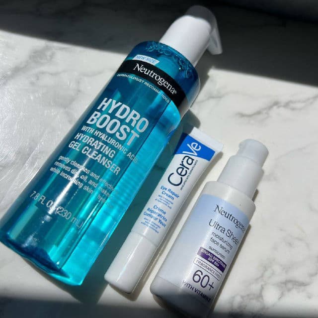 Neutrogena Ultra Sheer Face Mist Sunscreen Broad SPF 55 review photo by tatiross89