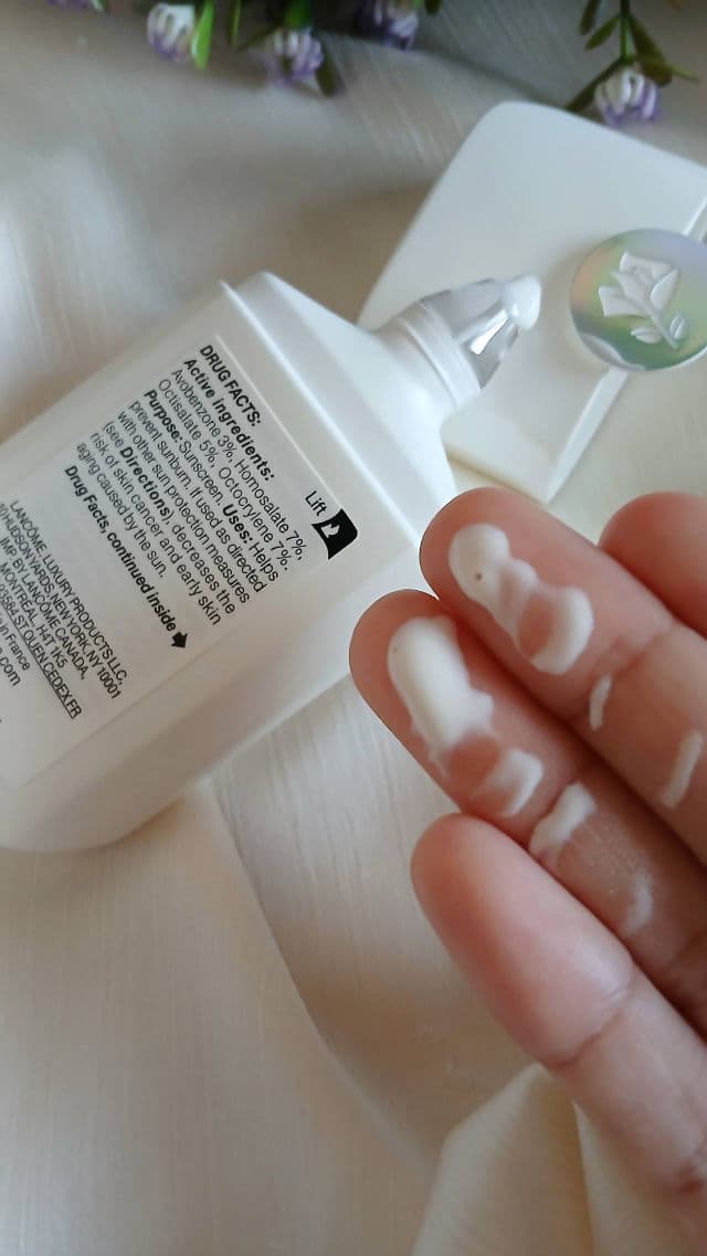 Lancome Bienfait UV SPF 50 Face Sunscreen review photo by tatiross89