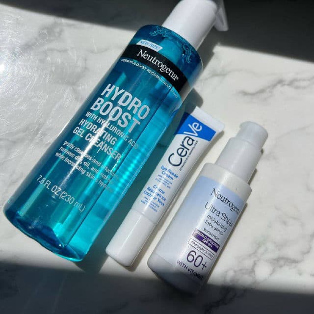 Neutrogena Ultra Sheer Face Mist Sunscreen Broad SPF 55 review photo by tatiross89