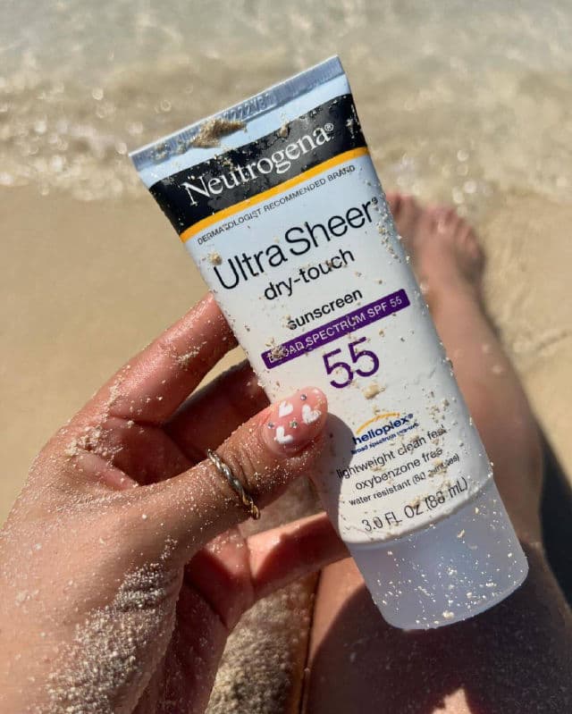 Neutrogena Ultra Sheer Dry-Touch Sunscreen SPF 55 review photo by tatianarosales