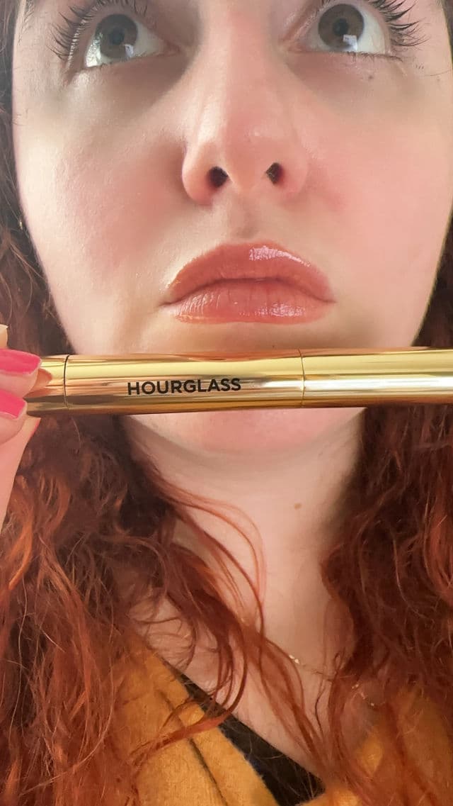 Hourglass Cosmetics Haze 135 review photo by candijessie