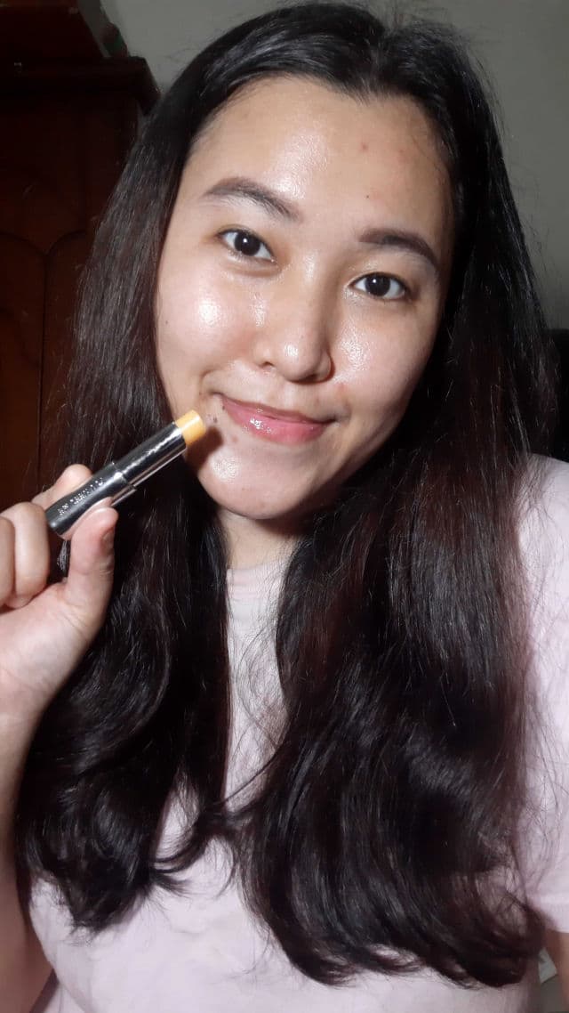 You Need Me Rainbow Honey Lip Balm review photo by Uniimala