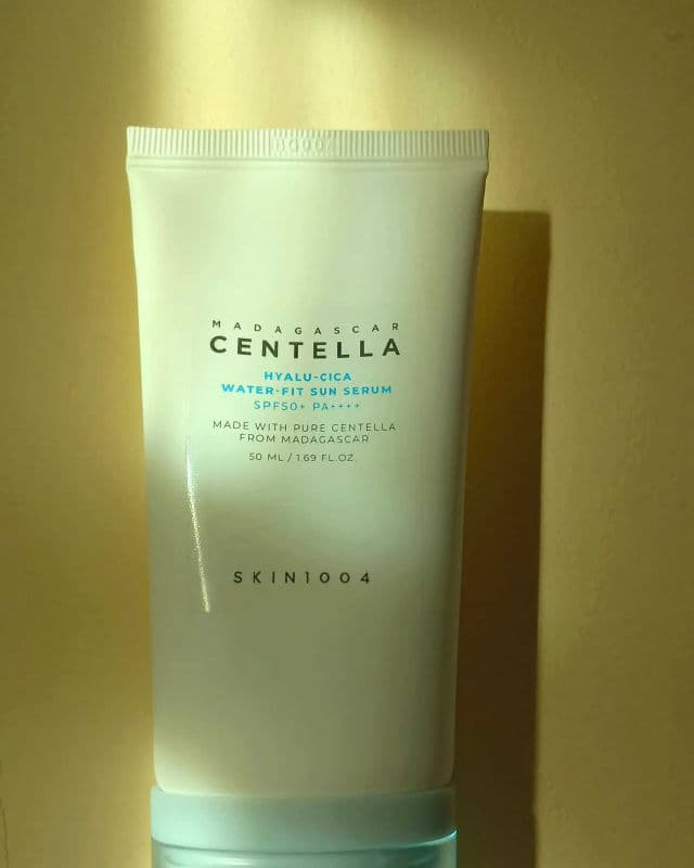 SKIN1004 Madagascar Centella Hyalu-Cica Water-Fit Sun Serum SPF50+ PA++++ review photo by yahaechaskindiary