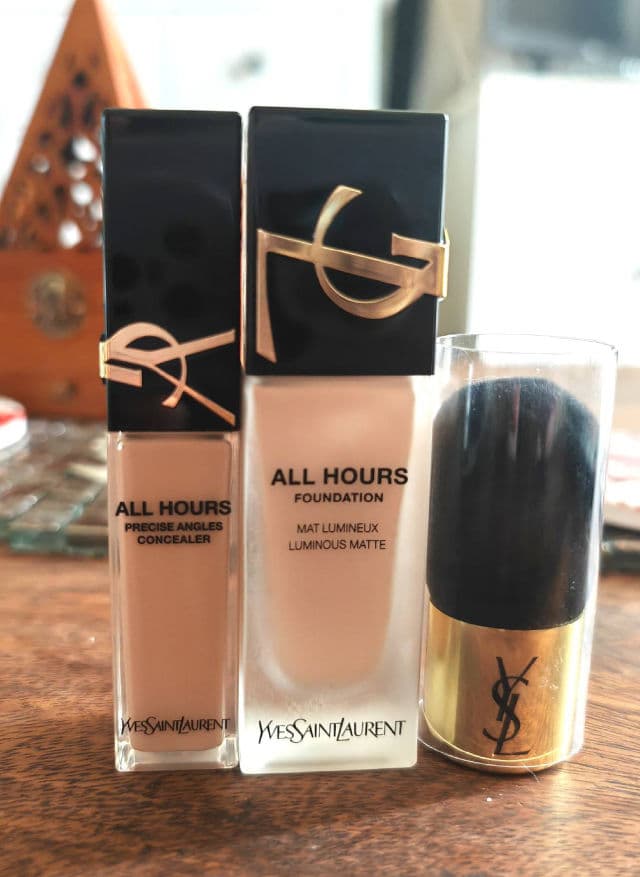 YSL Beauty All Hours Creaseless Precise Angles Concealer review photo by Casjoopeja6