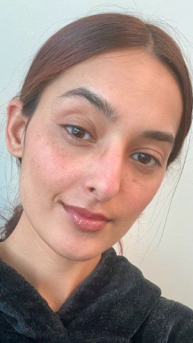 Fenty Beauty Gloss Bomb Heat Universal Lip Luminizer + Plumper - Fenty Glow Heat review photo by manjotk