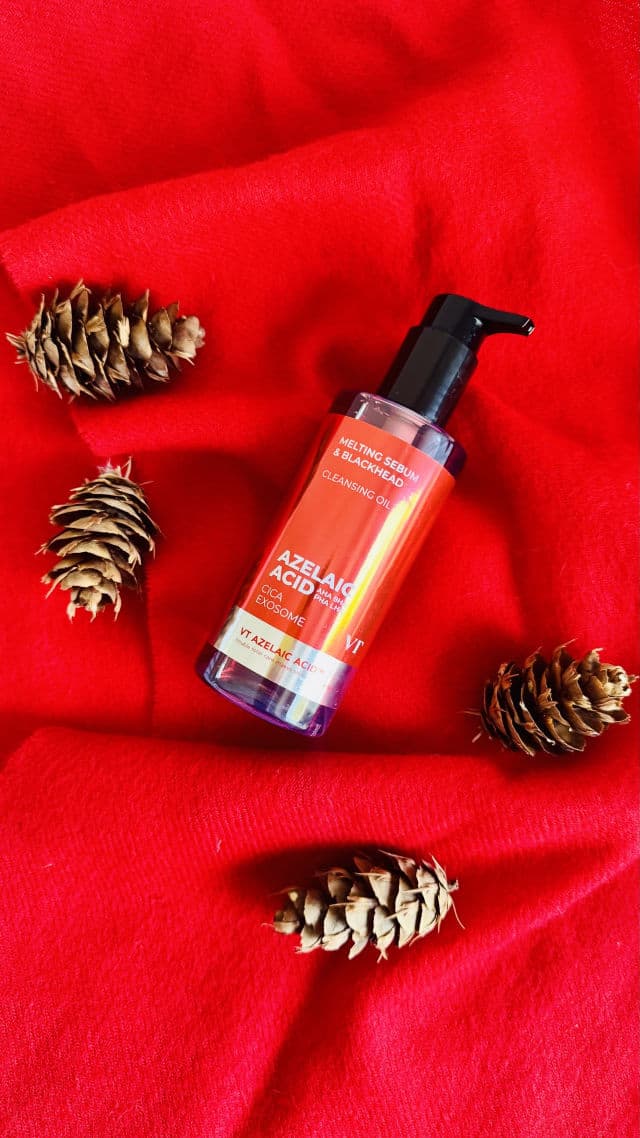 VT COSMETICS AZ Care Cleansing Oil review photo by Mahrukh20