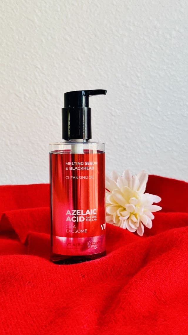 VT COSMETICS AZ Care Cleansing Oil review photo by Mahrukh20