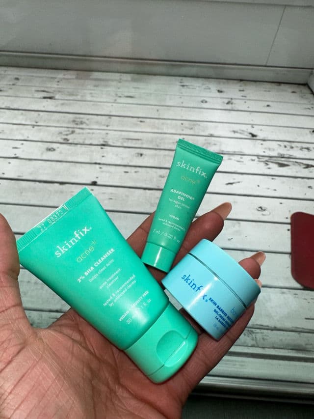 Skinfix Acne+ Adapinoid Gel with Niacinamide + Squalene review photo by Kokoeyez