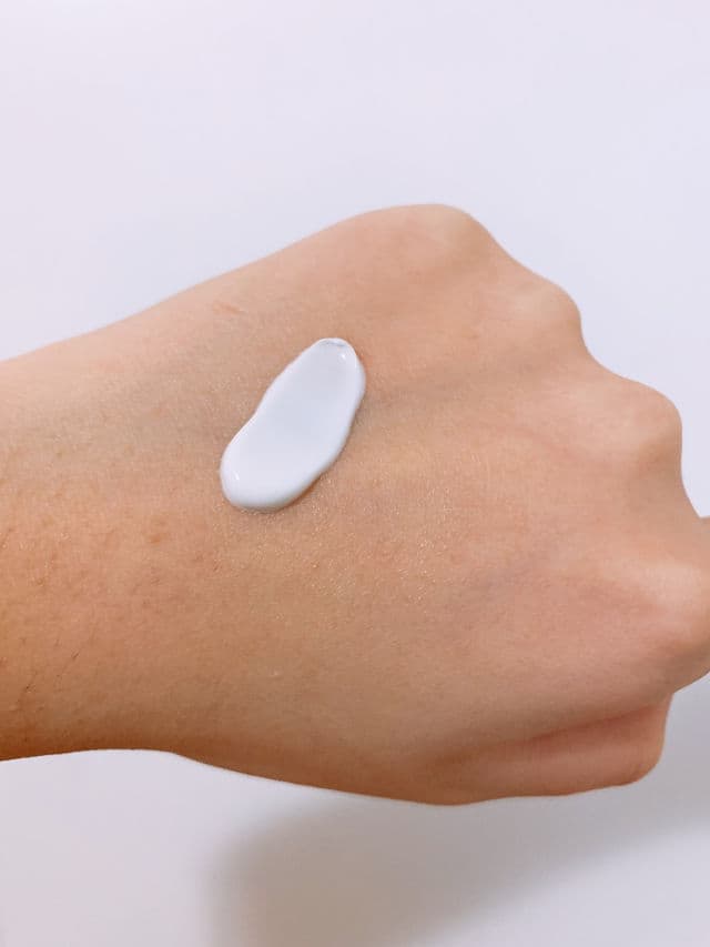 La Roche-Posay Cicaplast Baume B5 Repairing Balm SPF 50 review photo by AnnaCare