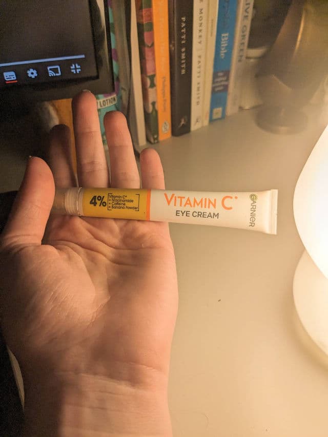 Garnier Vitamin C* Brightening Eye Cream review photo by sapphiesandra