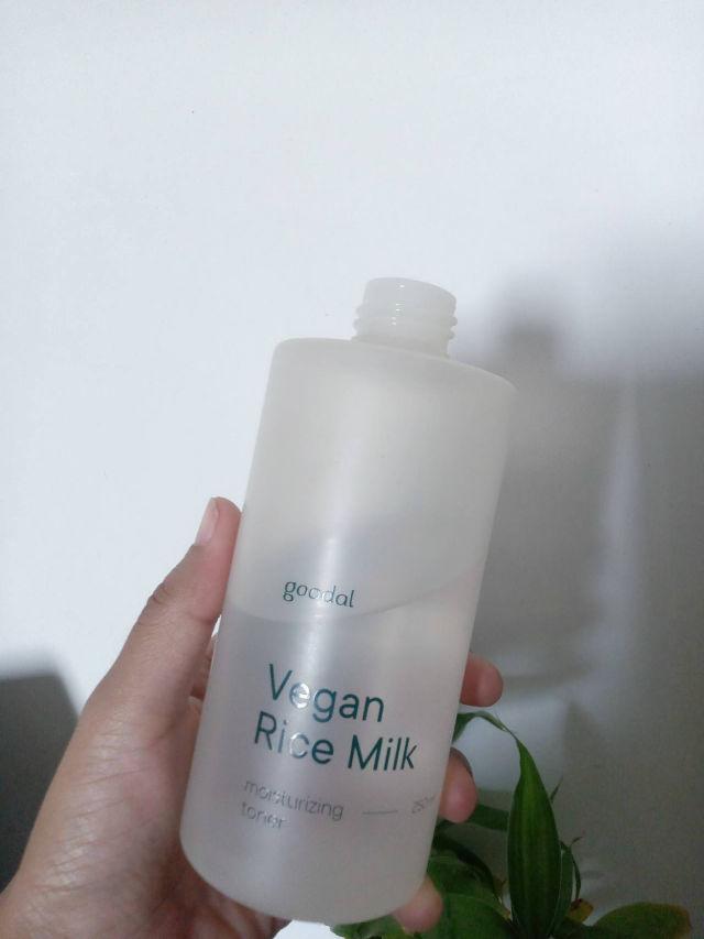 Vegan Rice Milk Moisturizing Toner product review
