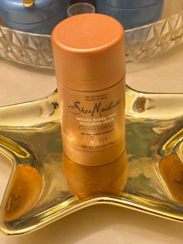 SheaMoisture Coconut & Hibiscus Fresh Antiperspirant Deodorant Stick review photo by Cammie1978