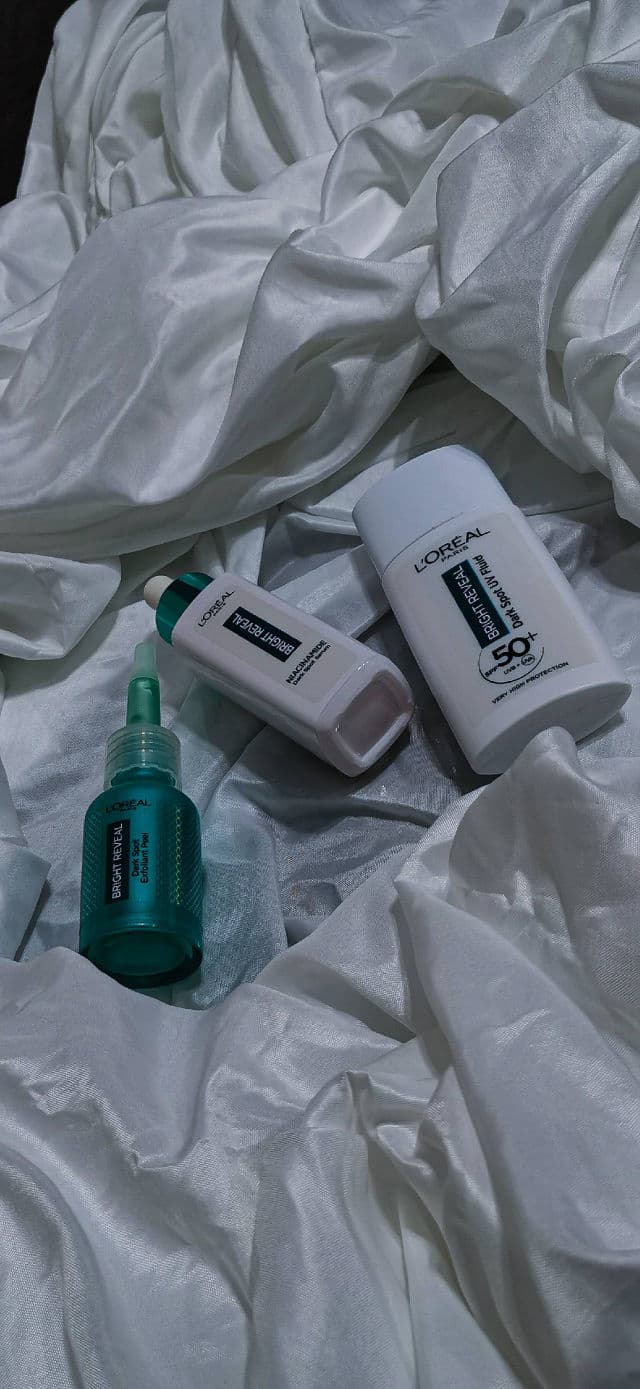 L'Oreal Paris Bright Reveal 12% Niacinamide + Amino Sulfonic + Ferulic Dark Serum review photo by mrotestuje