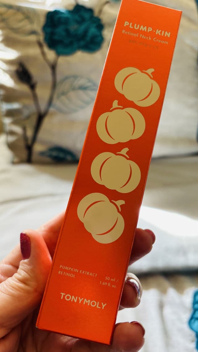 TONYMOLY PLUMP-KIN Retinol Neck Cream review photo by Tam3175