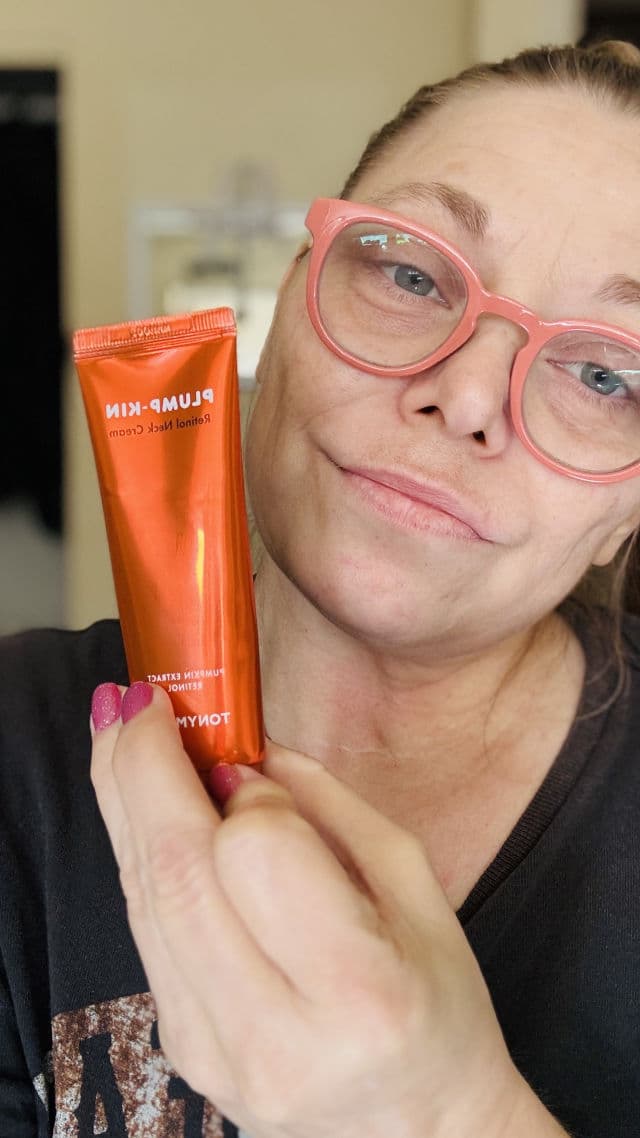 TONYMOLY PLUMP-KIN Retinol Neck Cream review photo by Tam3175
