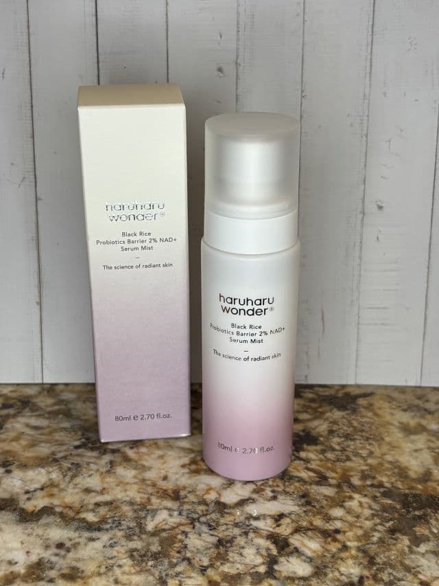HaruHaru WONDER Black Rice Probiotics Barrier 2% NAD + Serum Mist review photo by Testerweezy