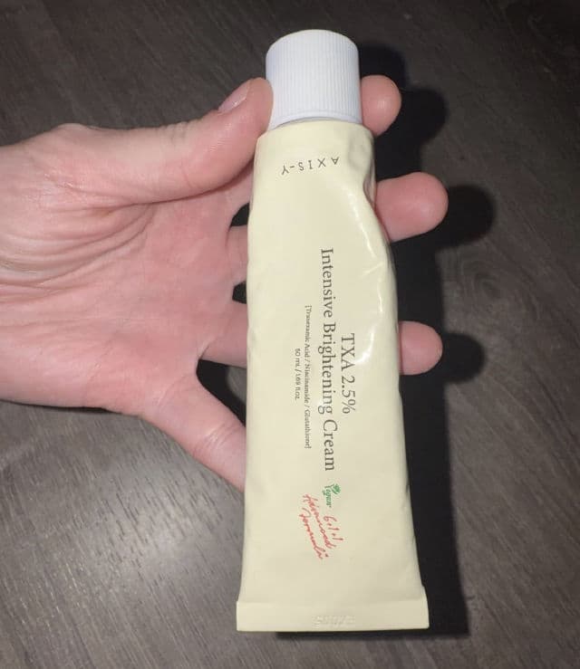 AXIS-Y TXA 2.5% Intensive Brightening Cream review photo by Emmanouchie