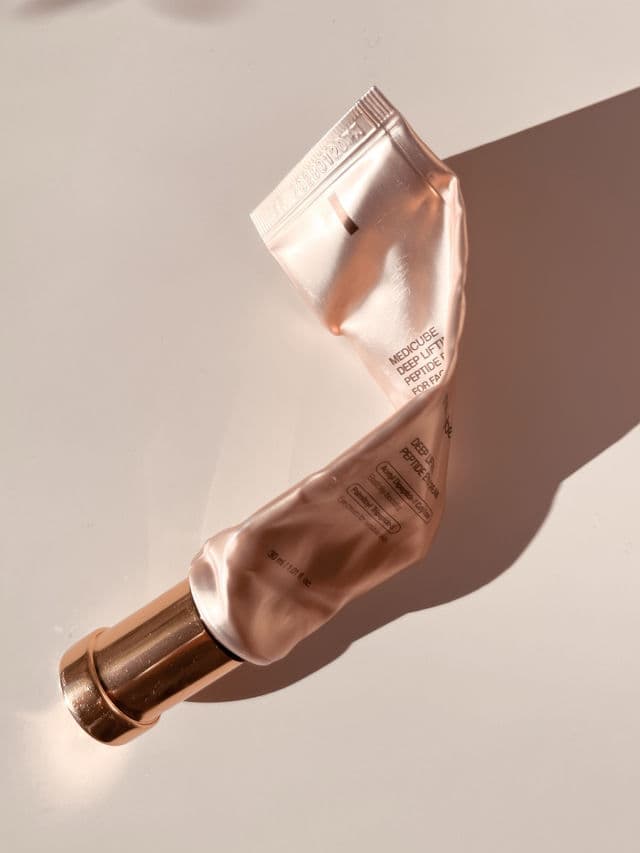 Medicube Deep Lifting Peptide Eye Cream review photo by MartaFra