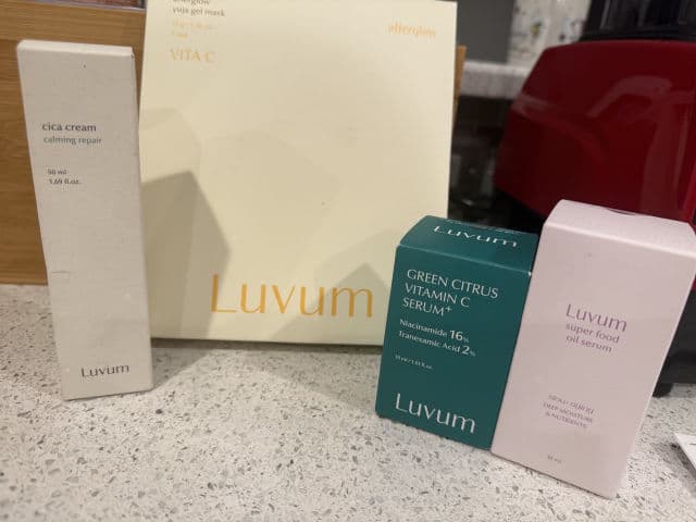 Luvum Natural Blanc Hyaluronic Serum review photo by luckymom77777