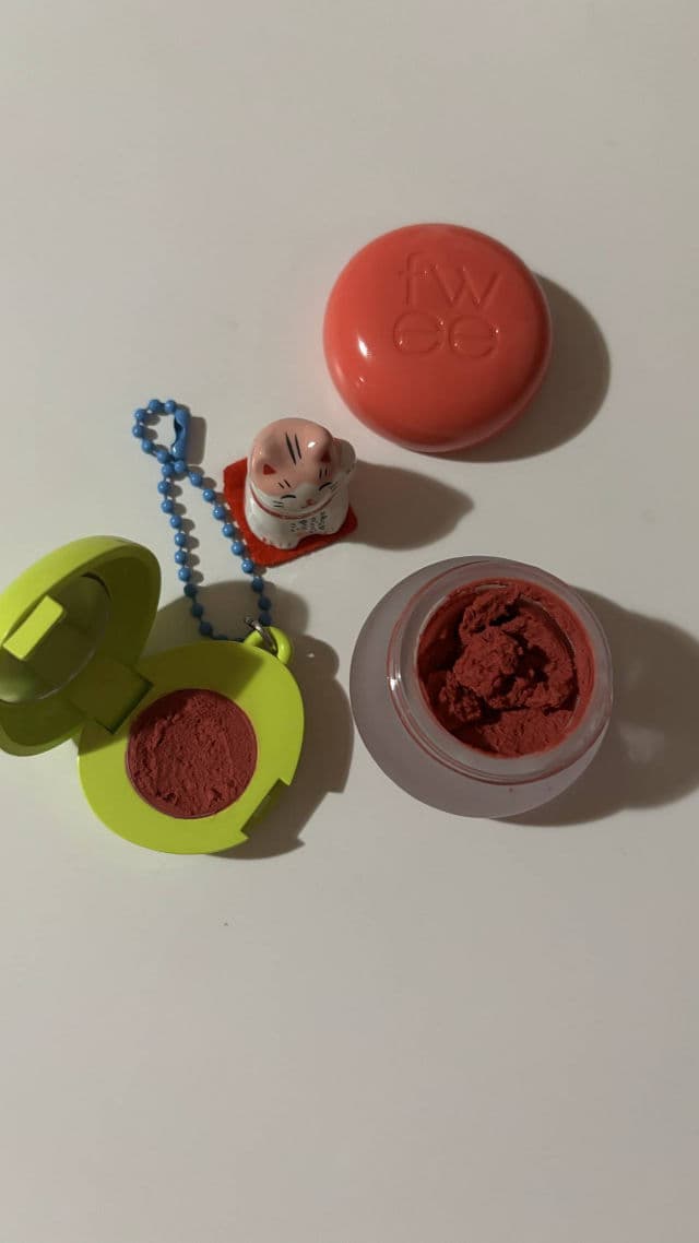 fwee Seventeen review photo by ItsMariaAlyssa