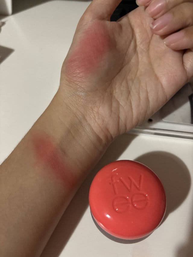 fwee Seventeen review photo by ItsMariaAlyssa