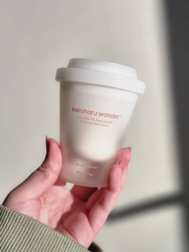 HaruHaru WONDER Centella 5% Niacinamide Radiance Gel Cream review photo by ugcsoph