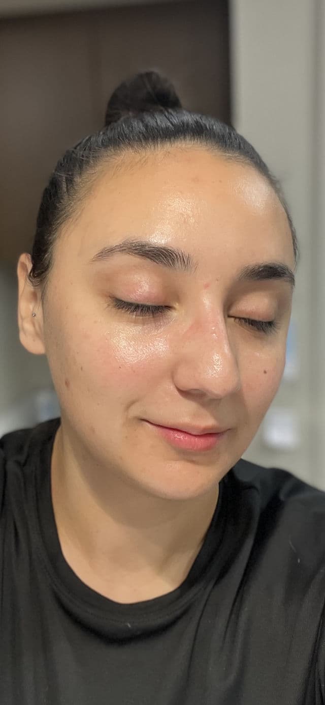 Some By Mi V10 Hyal Air Fit Sunscreen SPF50 review photo by Samplingxsam