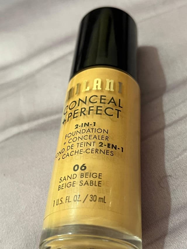 Milani Cosmetics Conceal + Perfect 2-In-1 Foundation + Concealer review photo by Anretv