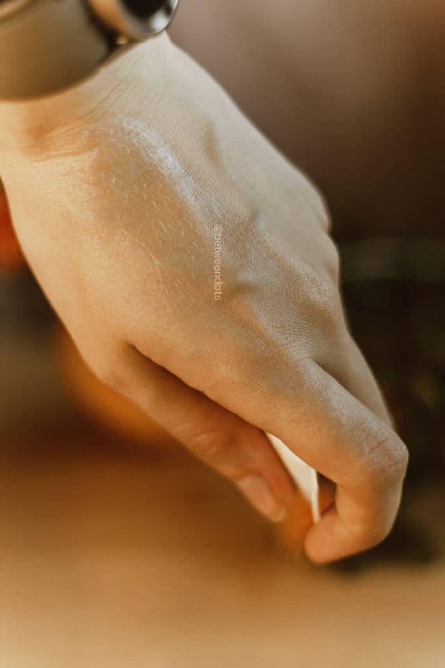 Laneige Radian-C Sun Cream SPF50+ PA++++ review photo by Betweendots