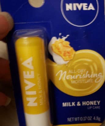 Nivea A Kiss Of Milk & Honey Soothing Lip Care review photo by alexialeelovexo
