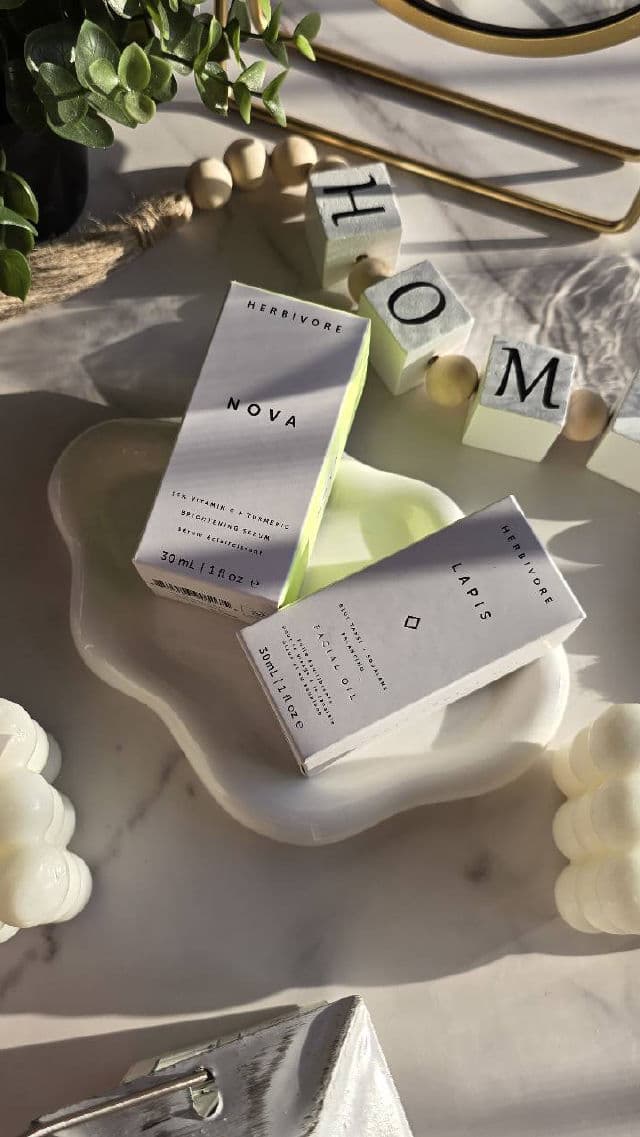 Herbivore Botanicals Lapis Blue Tansy Face Oil review photo by Wavesfordayzz