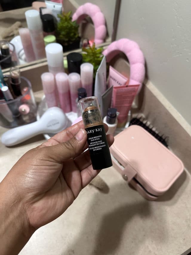 Mary Kay Translucent Loose Powder review photo by Nolvia30