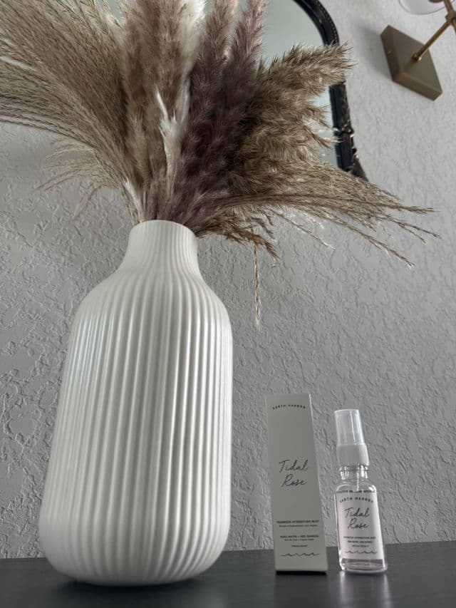 Earth Harbor Naturals Tidal Rose Crystal Hydration Toner Mist review photo by hannahsamuel